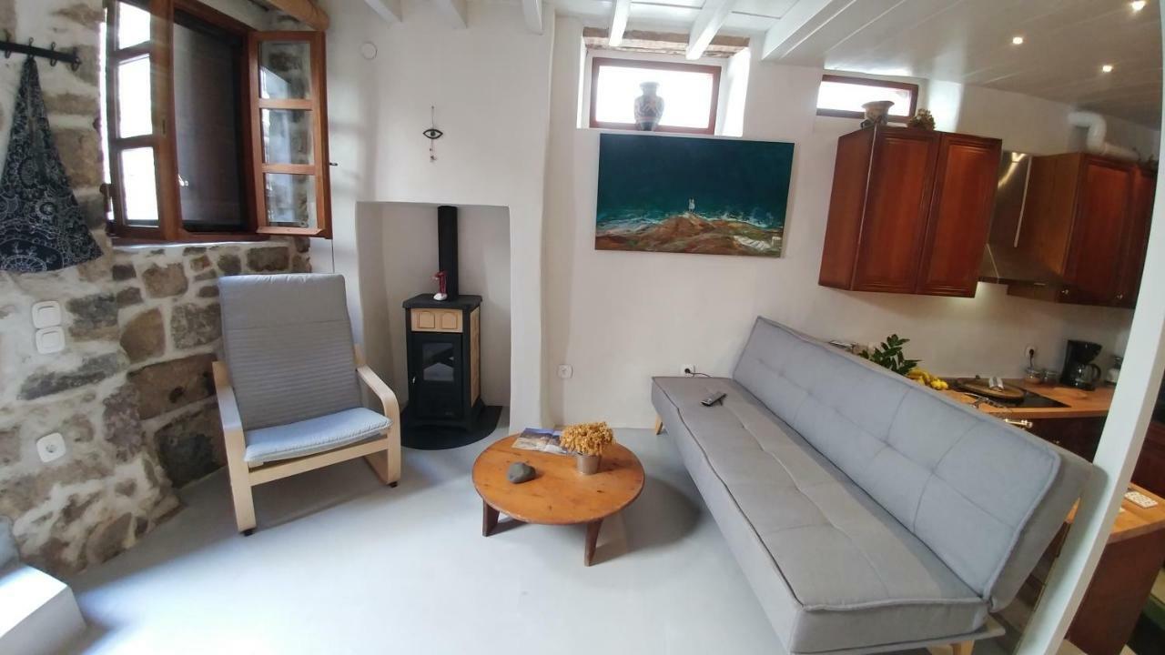 Villa Amaranti House n Art à Mandrákion Extérieur photo