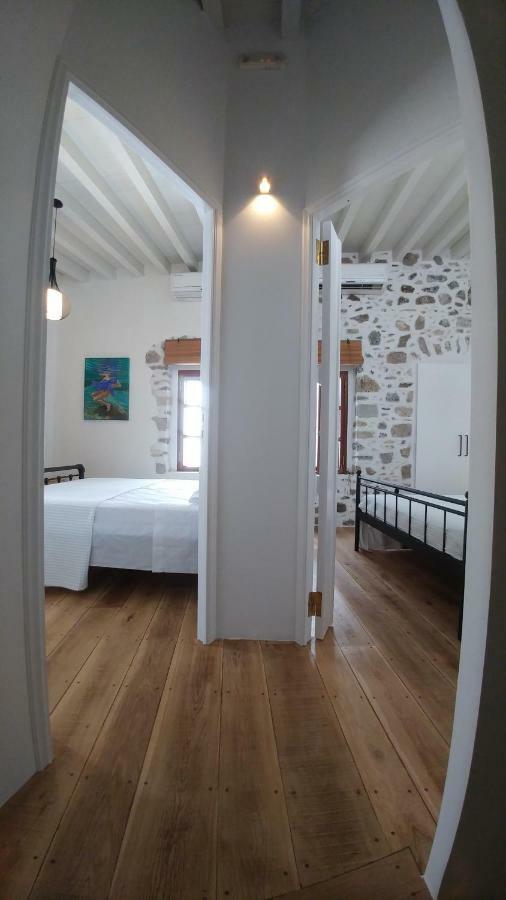 Villa Amaranti House n Art à Mandrákion Extérieur photo